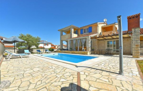House Golubovo 2326